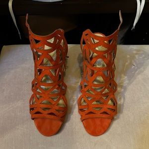 New without box women’s Vince Camuto size 8 heels